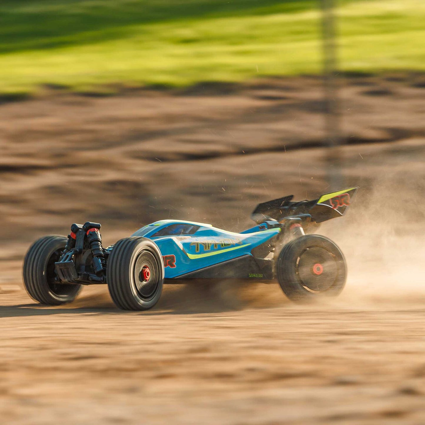 ARRMA 1/8 TYPHON MEGA 665 4X4 RTR Brushed Buggy