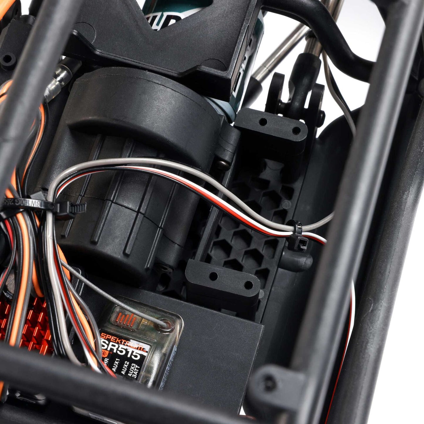 Axial 1/8 AXP8 Gilamon 2.2 4X4 RTR Brushed Trail Buggy