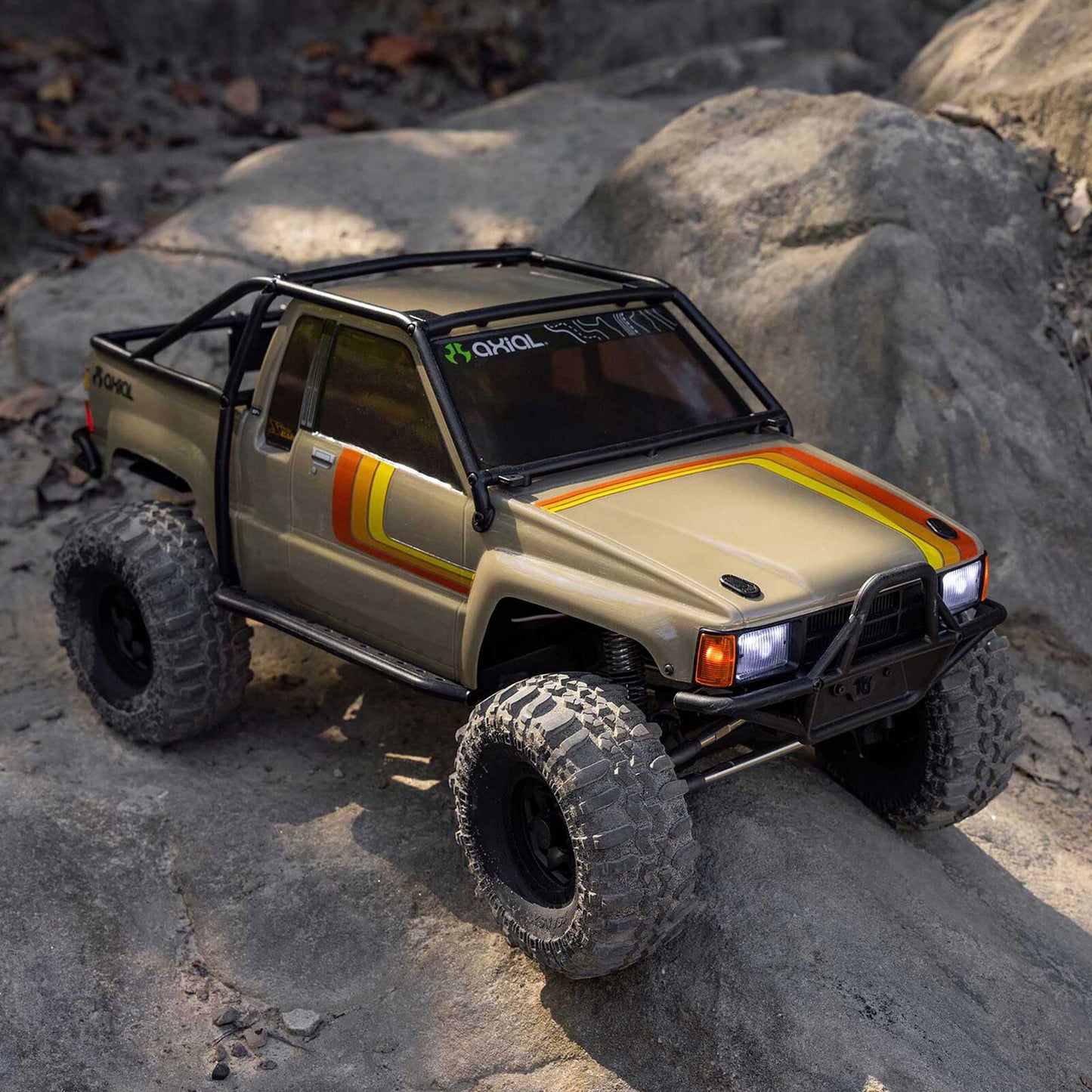 Axial 1/10 SCX10 III 1987 Toyota SR5