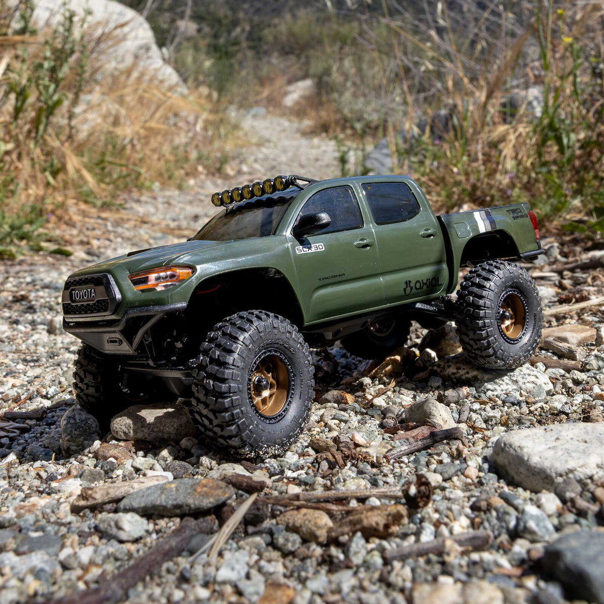 Axial 1/30 SCX30 Toyota Tacoma (Battery & Charger Included)