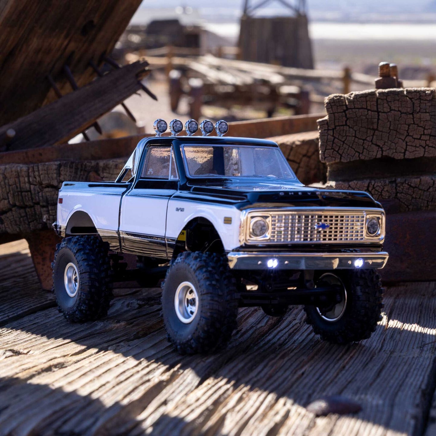 Axial 1/24 SCX24 1971 Chevrolet C10 (Battery & Charger Included)