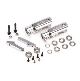 Main Rotor Grip Set: 700 X