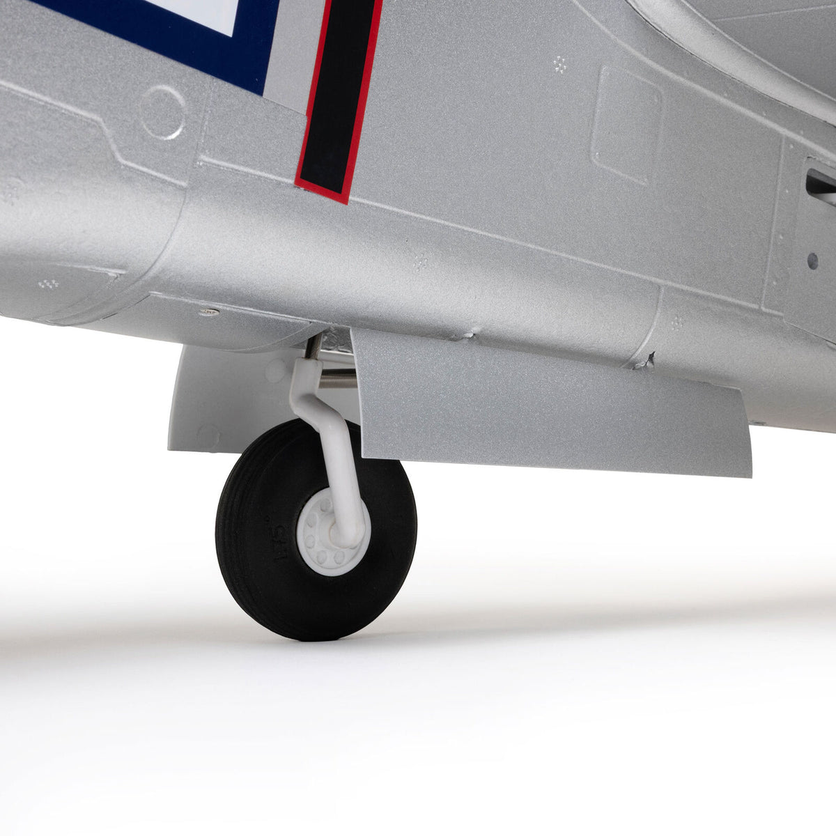 E-flite P-51D Mustang "Big Beautiful Doll" 1.5m BNF Basic with AS3X+ and SAFE Select