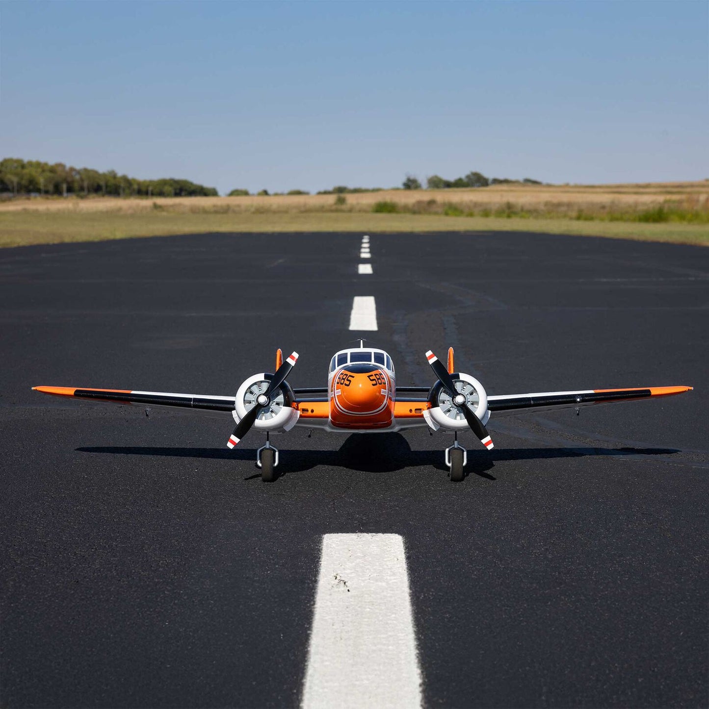 E-flite Beechcraft D18/RC-45J 1.5m BNF Basic with AS3X+ and SAFE Select