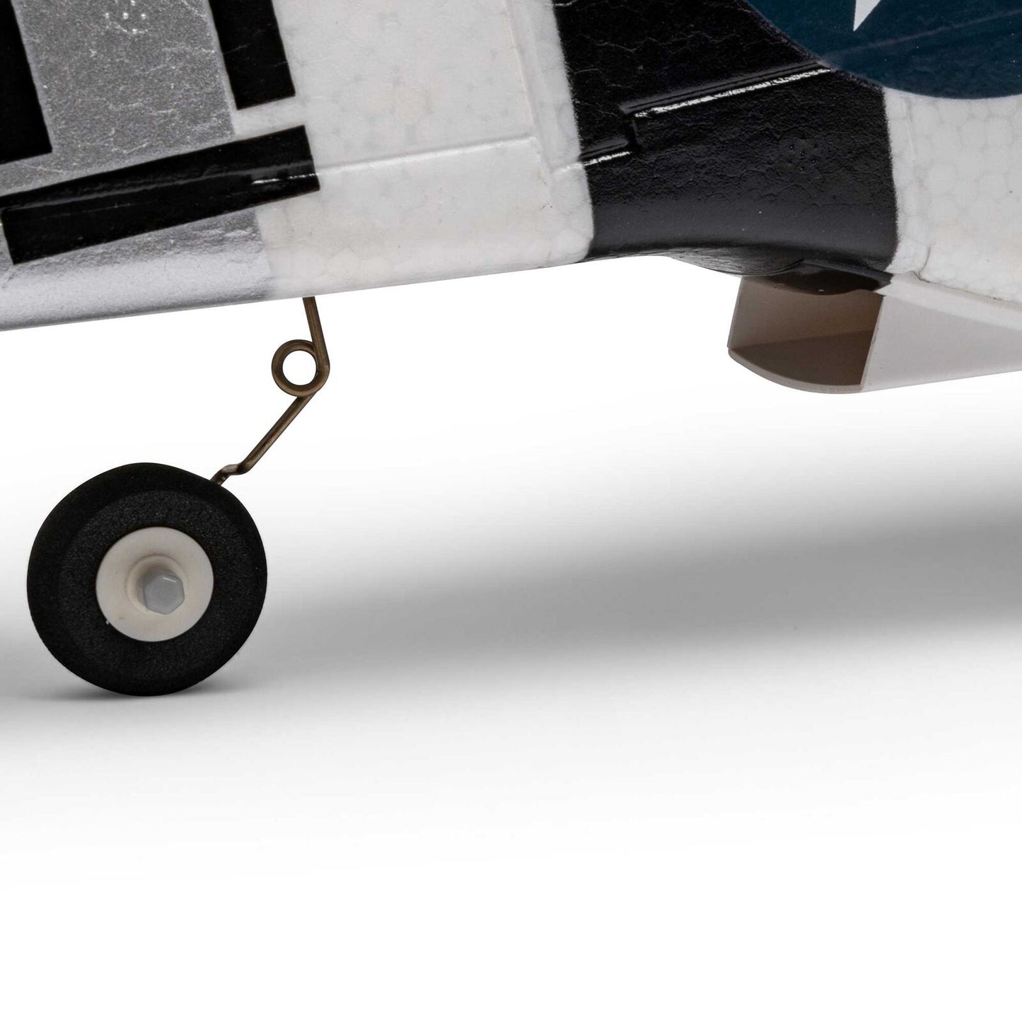 E-flite P-51D Mustang 1.0m BNF Basic with AS3X+ and SAFE Select