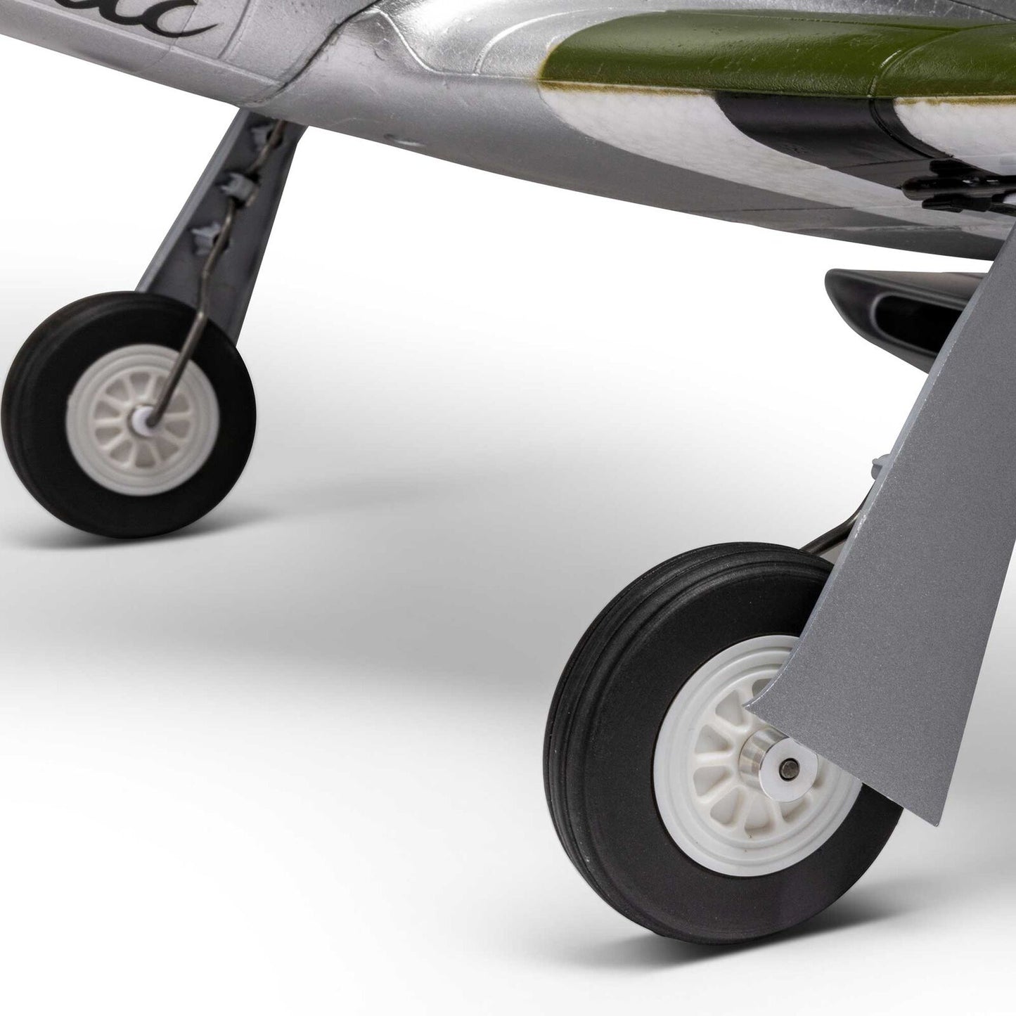 E-flite P-51D Mustang 1.0m BNF Basic with AS3X+ and SAFE Select