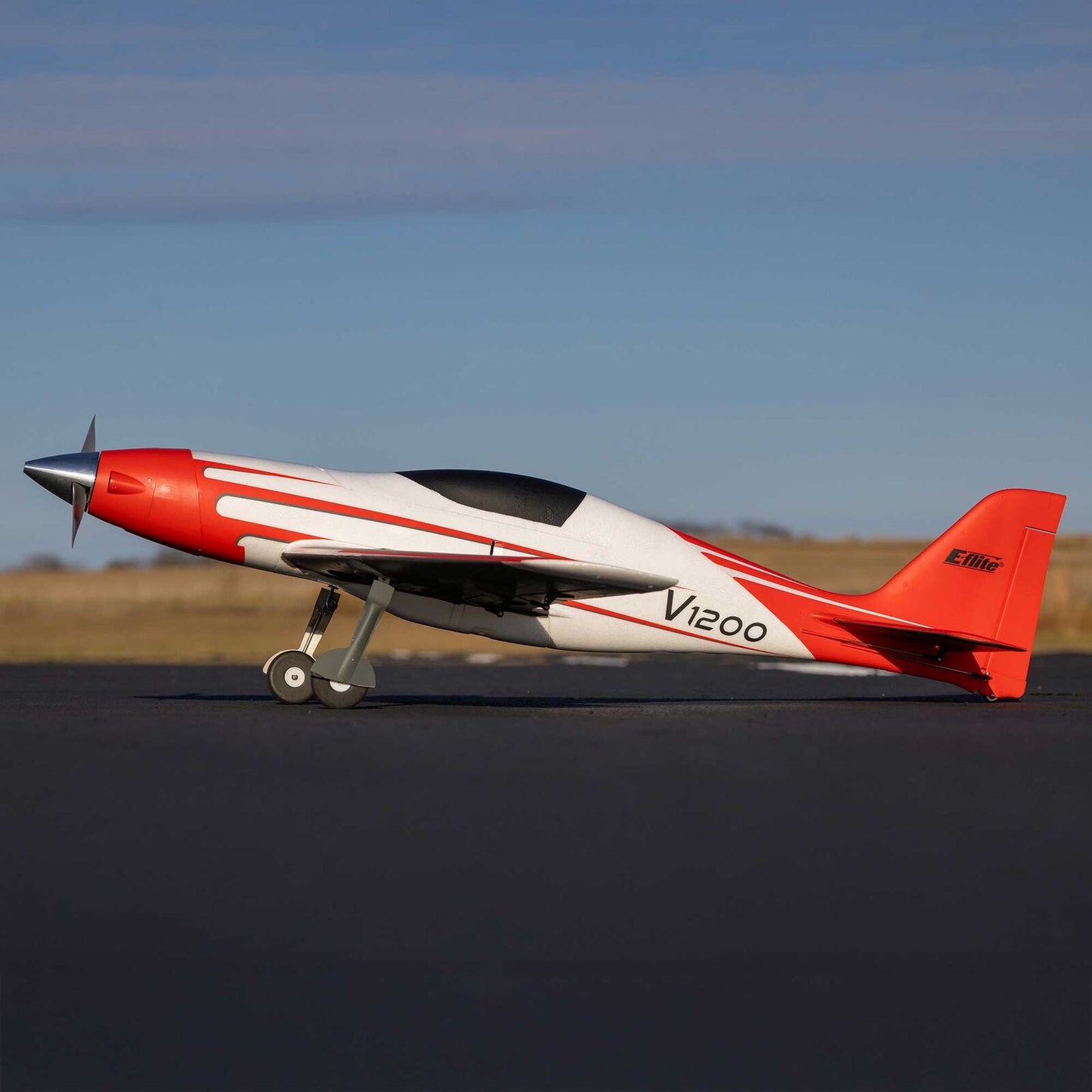 E-flite V1200 1.2m BNF Basic with AS3X+ and SAFE Select