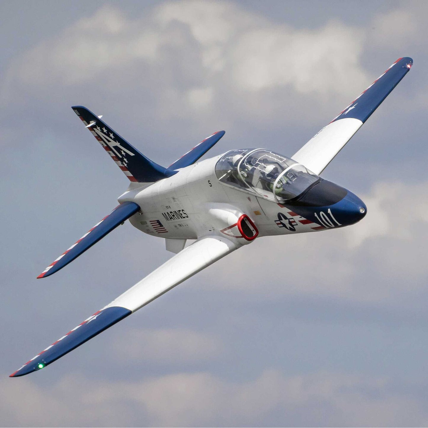 Hangar 9 Hawk/T-45 140-160N ARF with Retract Set