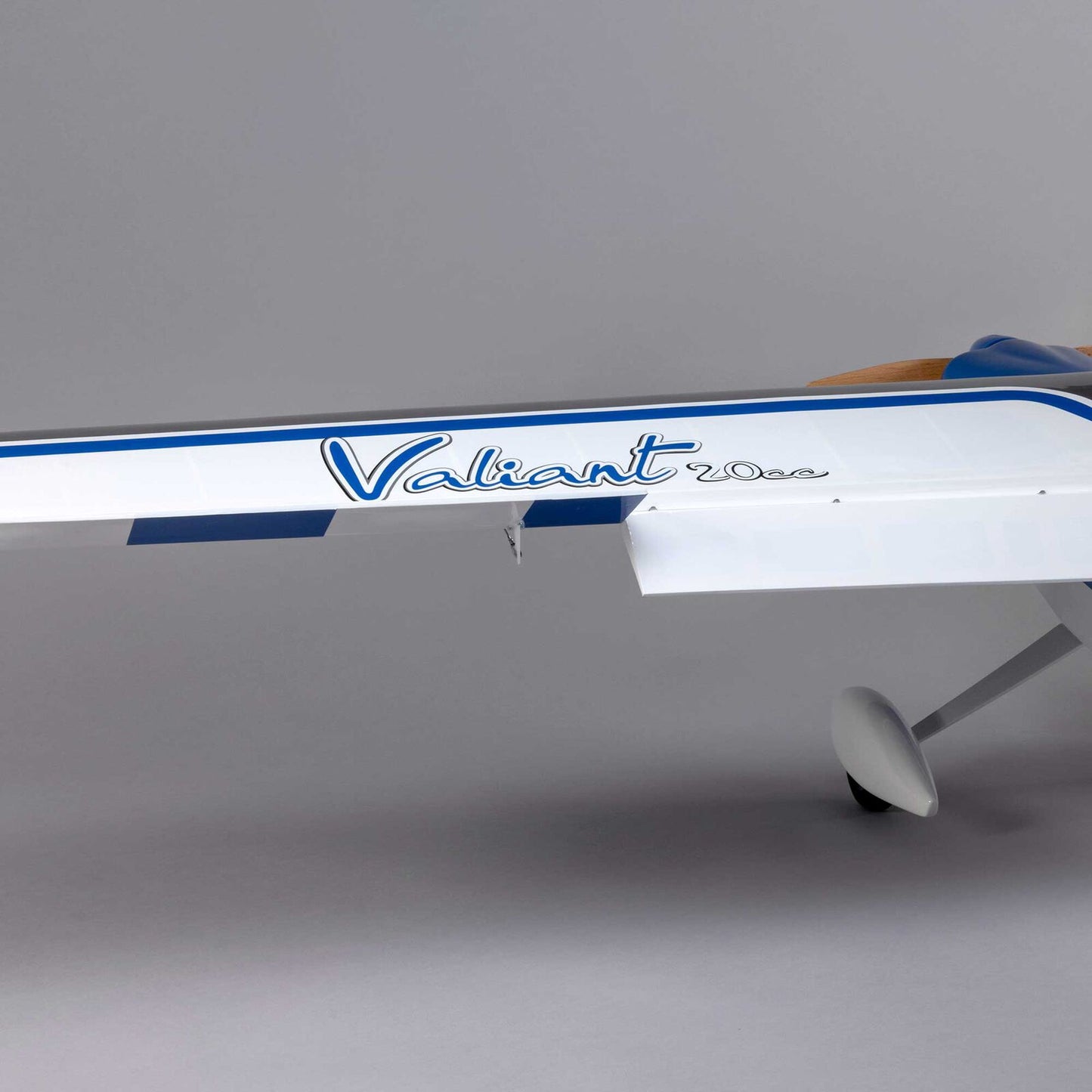 Hangar 9 Valiant 20cc ARF 2.2m