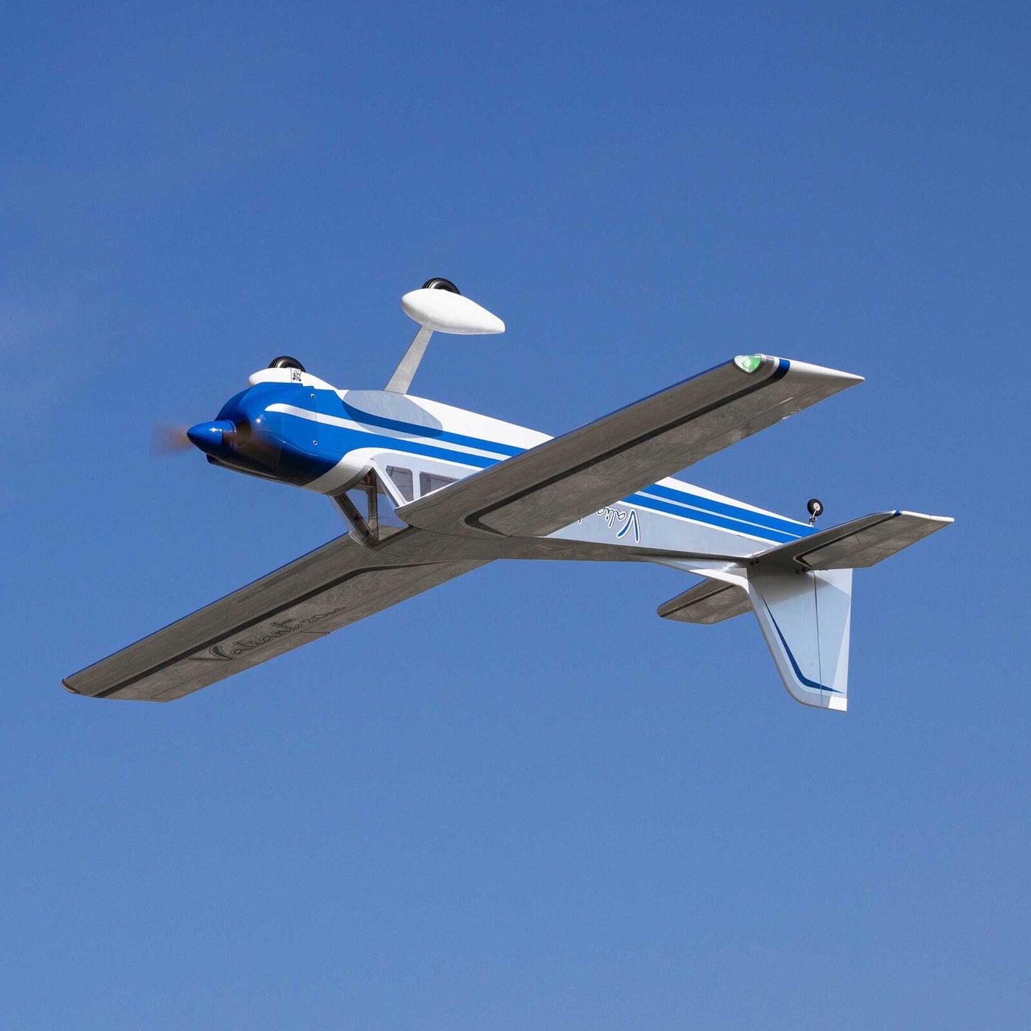 Hangar 9 Valiant 20cc ARF 2.2m