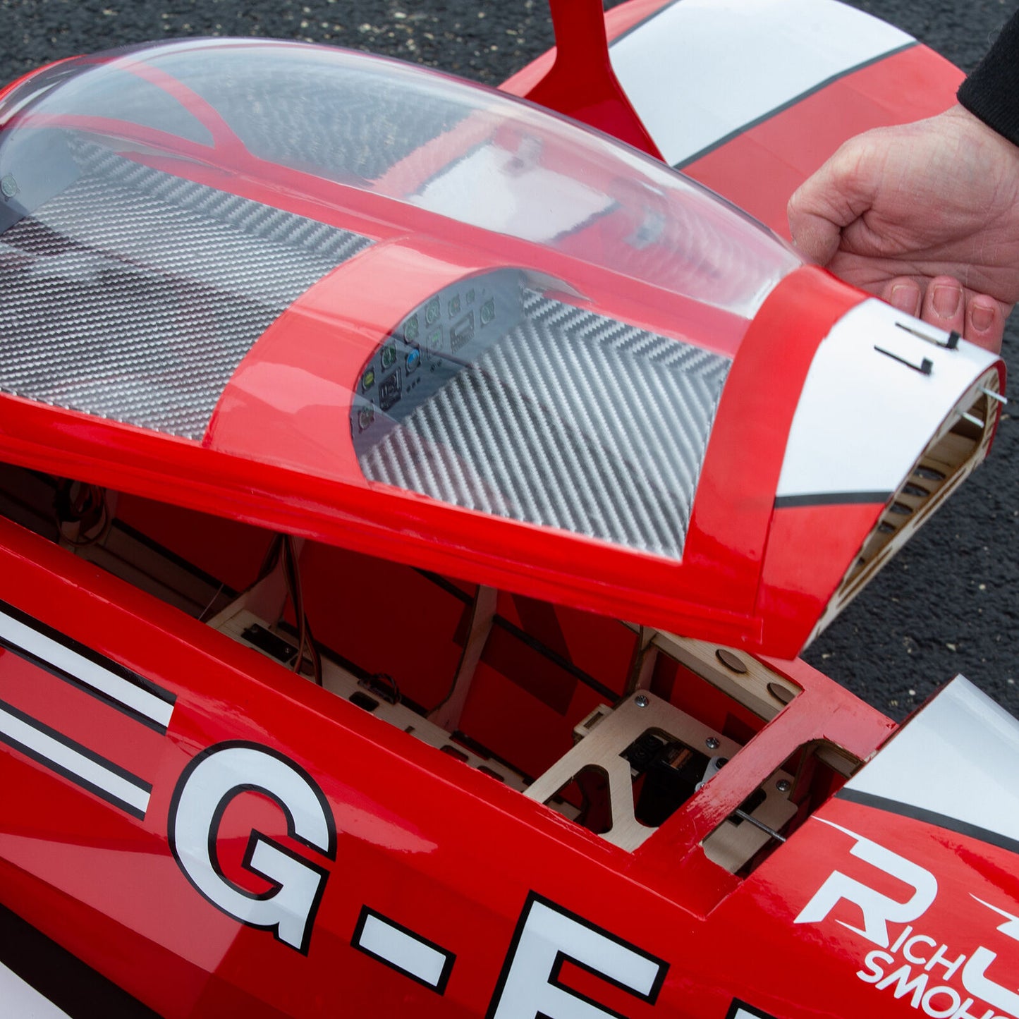 Hangar 9 Pitts S-2B 50-60cc 1.8m