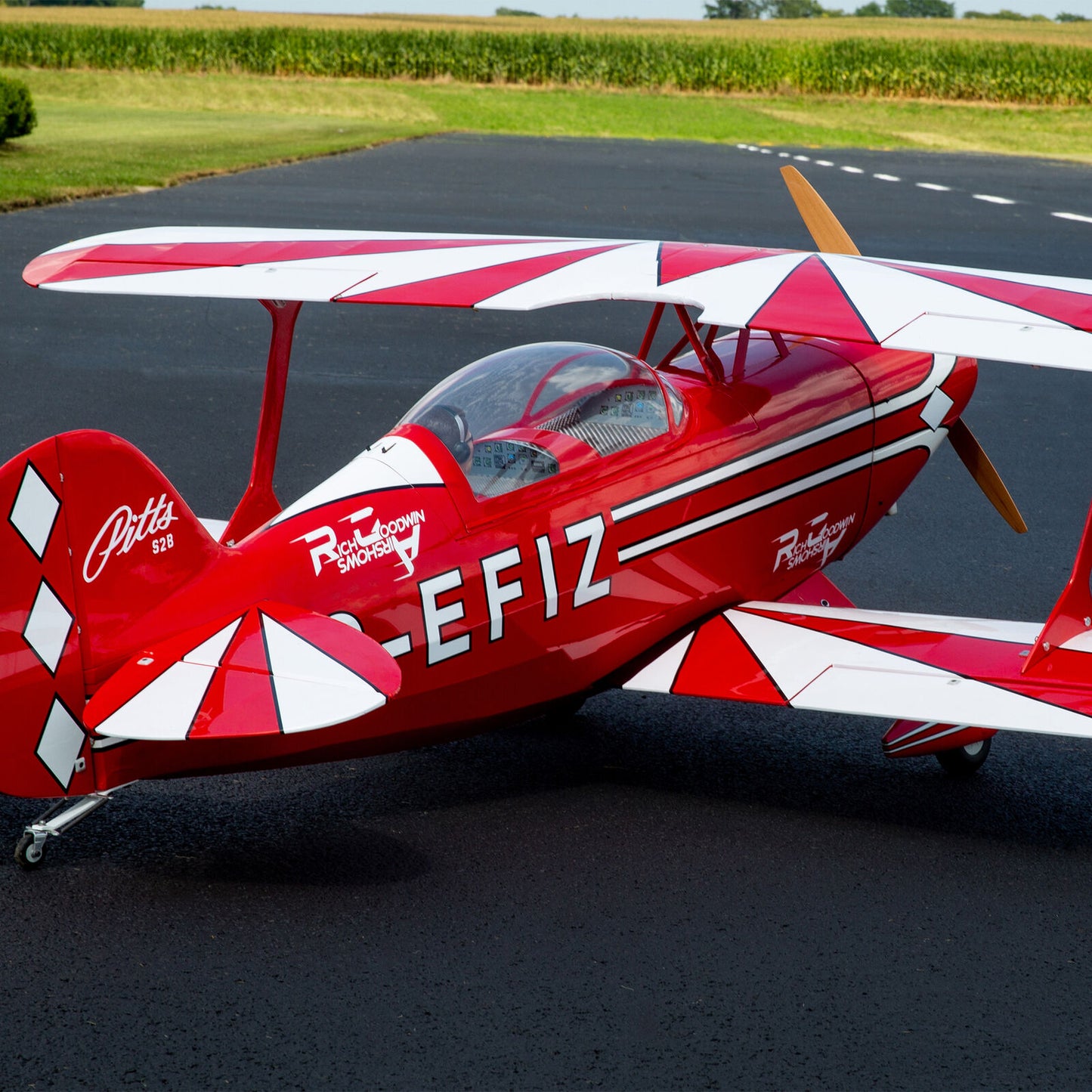 Hangar 9 Pitts S-2B 50-60cc 1.8m