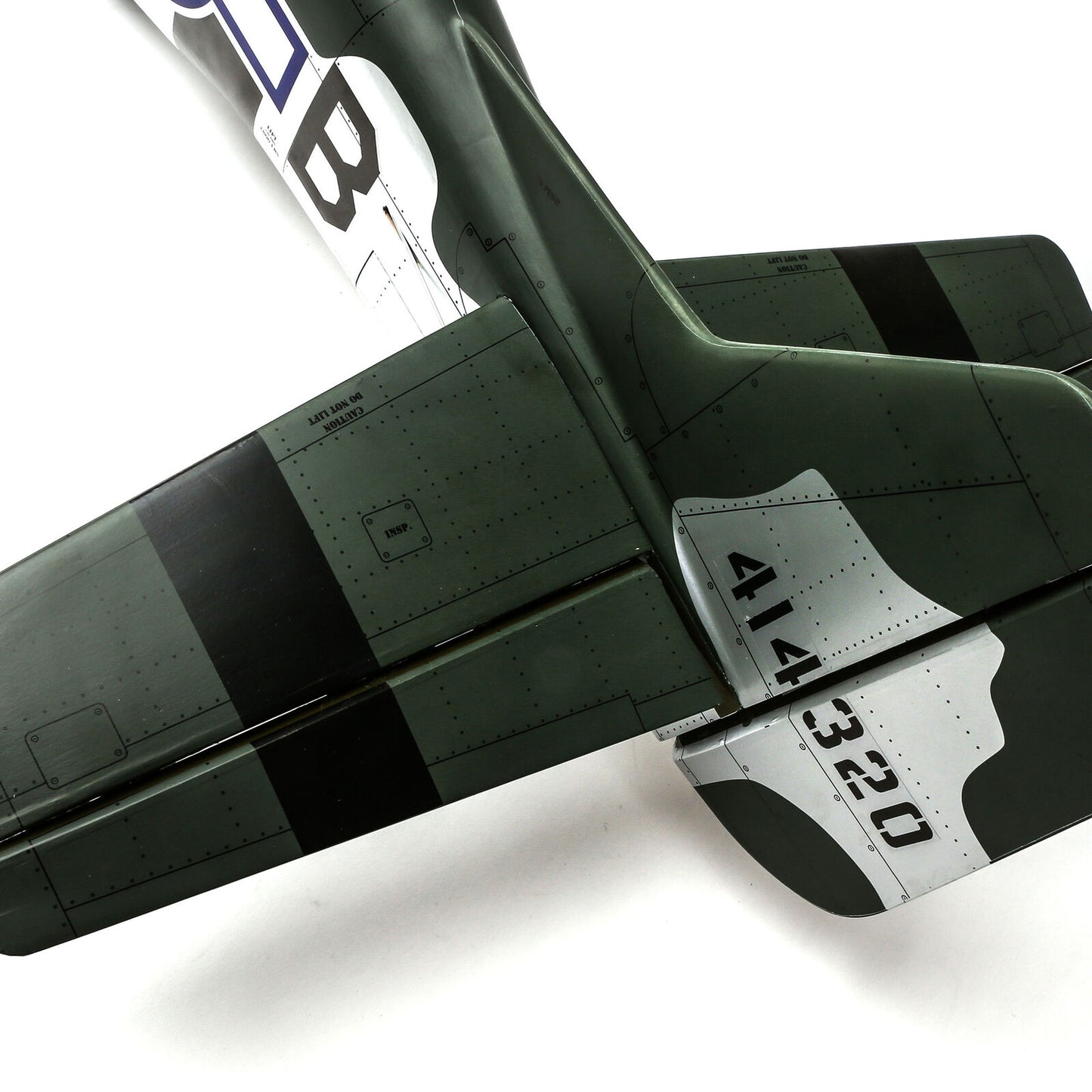 Hangar 9 P-51D Mustang 20cc ARF 1.8m with E-flite Electric Retract Set