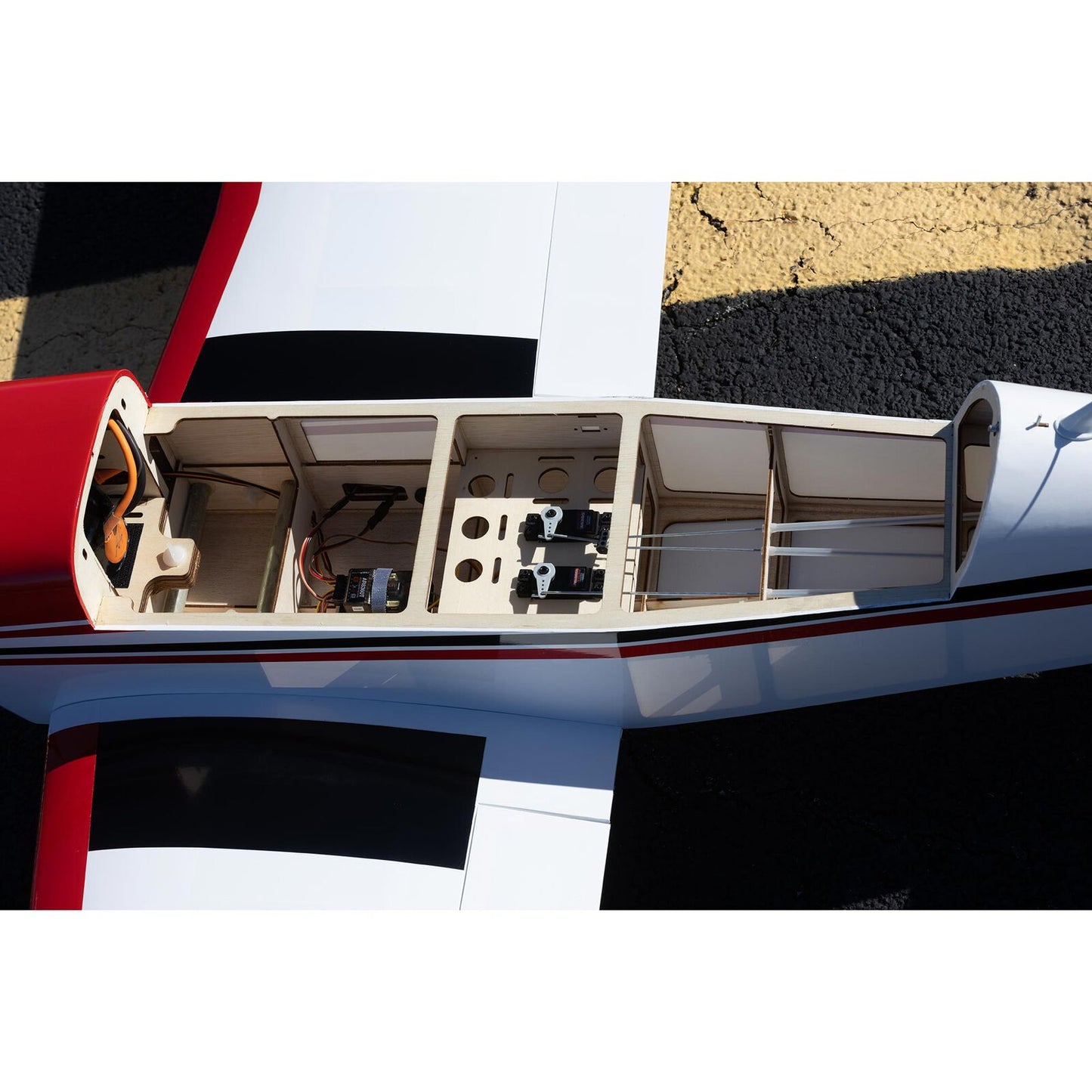 Hangar 9 Pawnee Brave 20cc ARF 2.2m