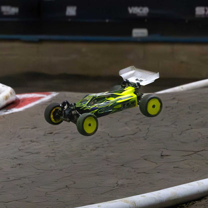 TLR 1/10 22X-4 2.0 Dirt/Clay Buggy Kit
